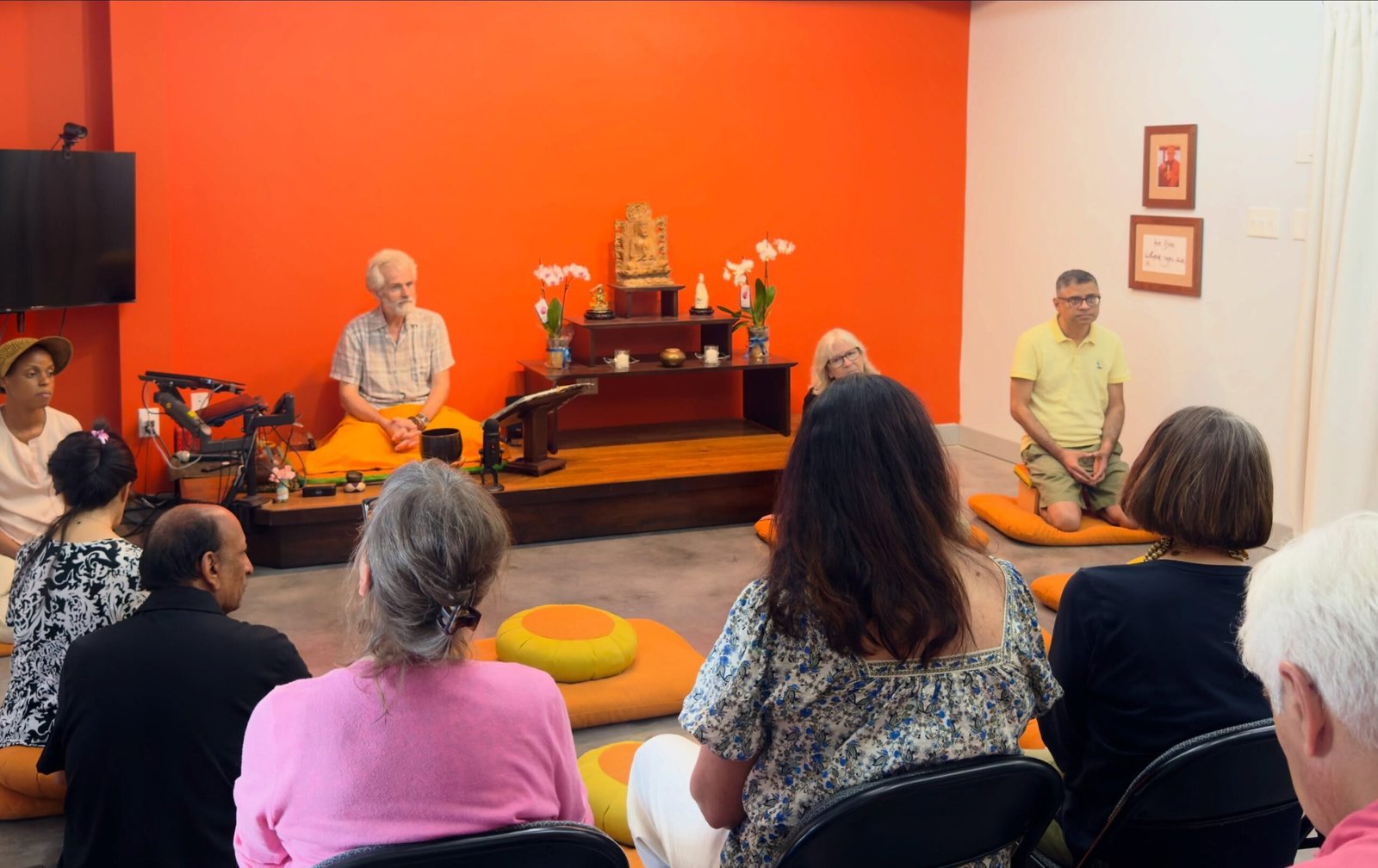 Gareth Young speaking with Atlantic Institute guests at Red Clay Sangha in Chamblee, GA